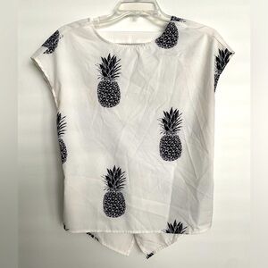 Shein Black and White Pineapple Silky Top size Small/Medium